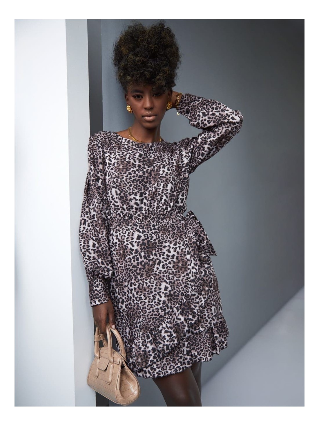 Casual dress with ruffles in a leopard print SF985 - Online store - Boutique